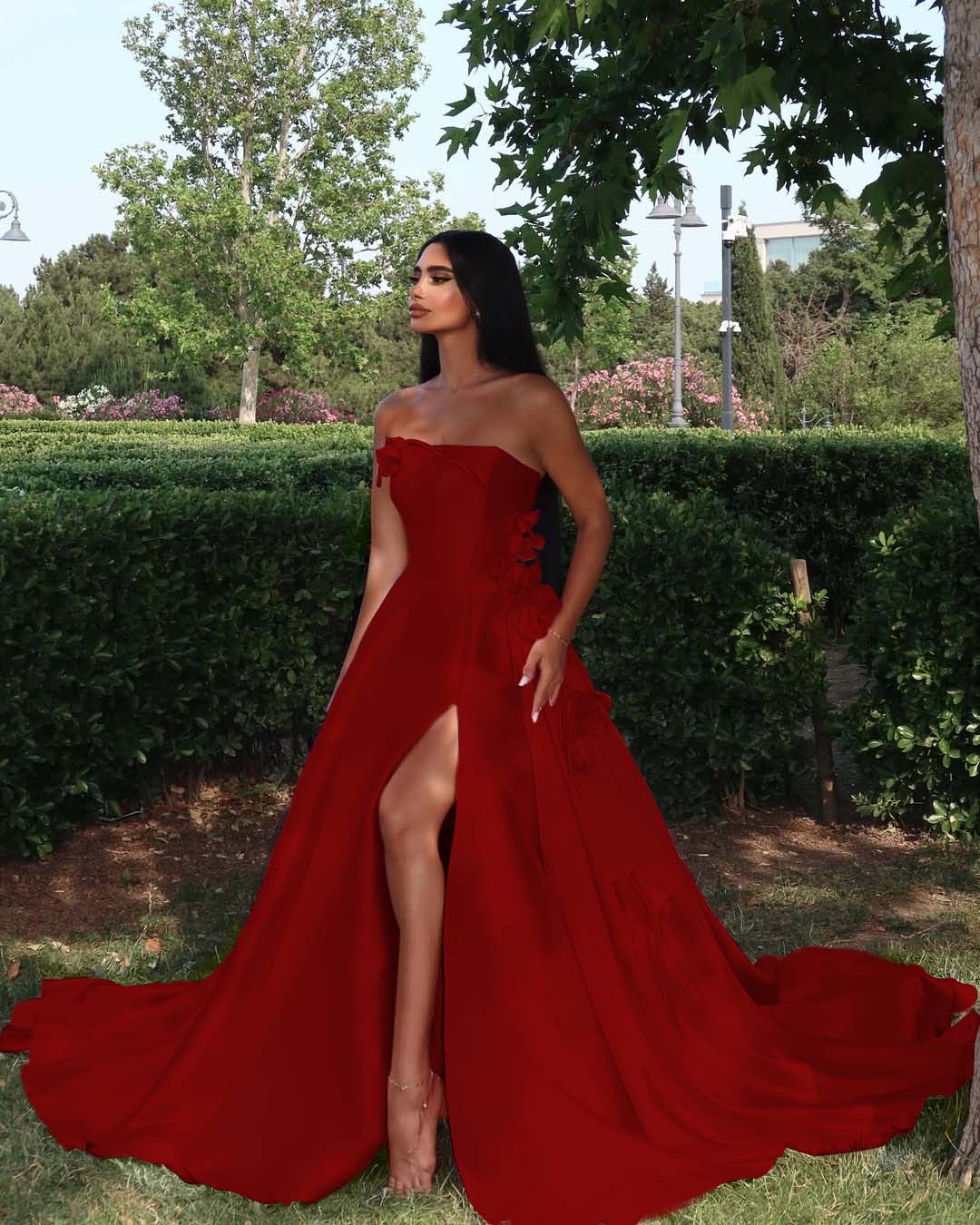 Strapless Sleeveless Long High Split Prom Dress With Appliques YK0162